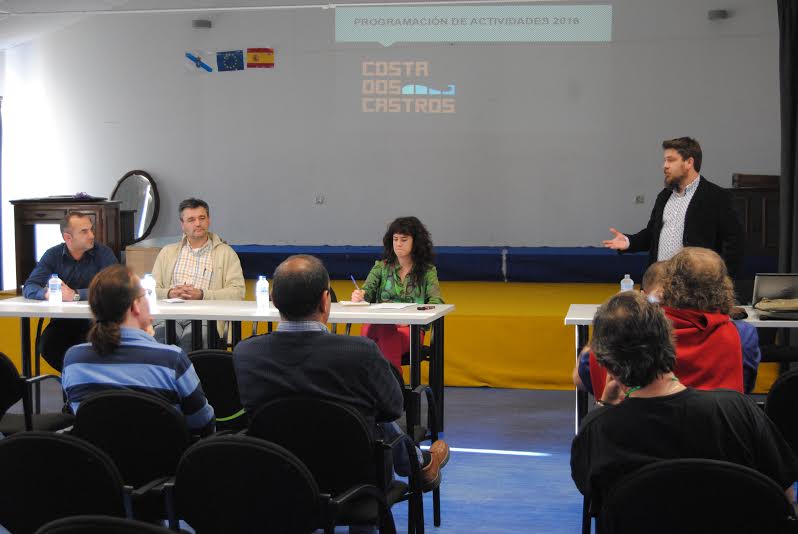 Presentación programa Costa dos Castros 2016 no Centro Cultural de Pedornes