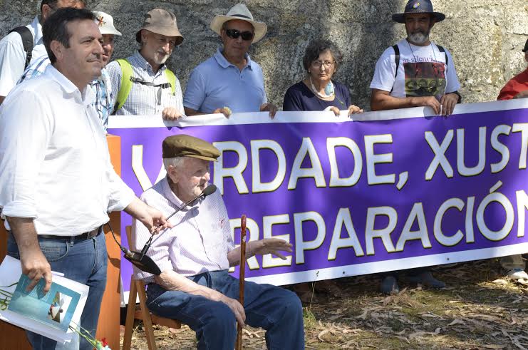Acto na Illa de San Simón en lembranza dos republicanos presos no seu campo de concentración / Iniciativa Galega pola Memoria