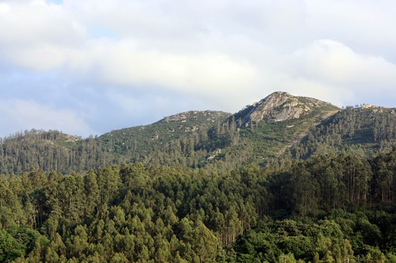 Vista do Castelo da Veiga, no Monte Xalo / Luar na Fraga