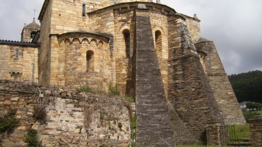 Igrexa de San Martiño de Mondoñedo, a máis antiga de Galicia e de España / Galipedia