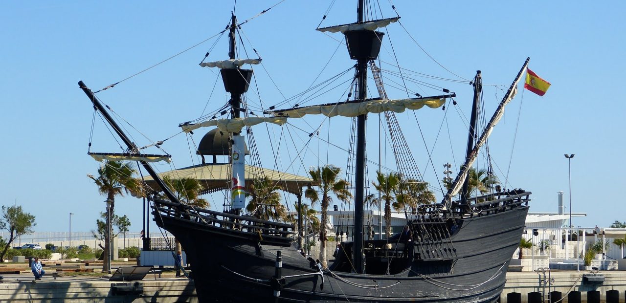 Réplica da nao Victoria, da Armada de Magallanes, a primeira en dar a primeira volta ao mundo con Juan Sebastián Elcano / youtube