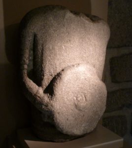 Torso do Guerreiro de Cibdá de Armea (Allariz). S. I d.C. Museo Arqueolóxico Provincial de Ourense. 